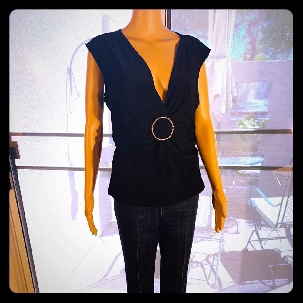 Black Short Sleeve Top